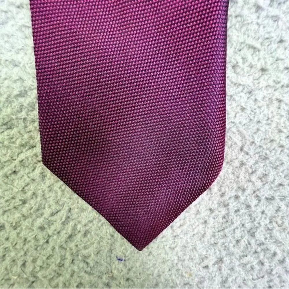 GUCCI MENS SILK TIE WINE COLOR